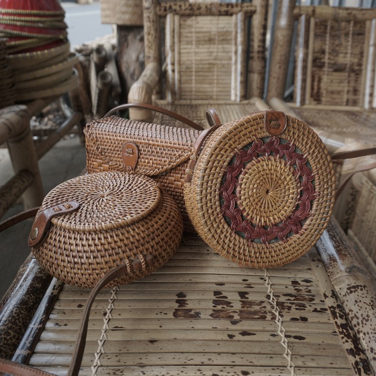 Tas Anyaman Rotan